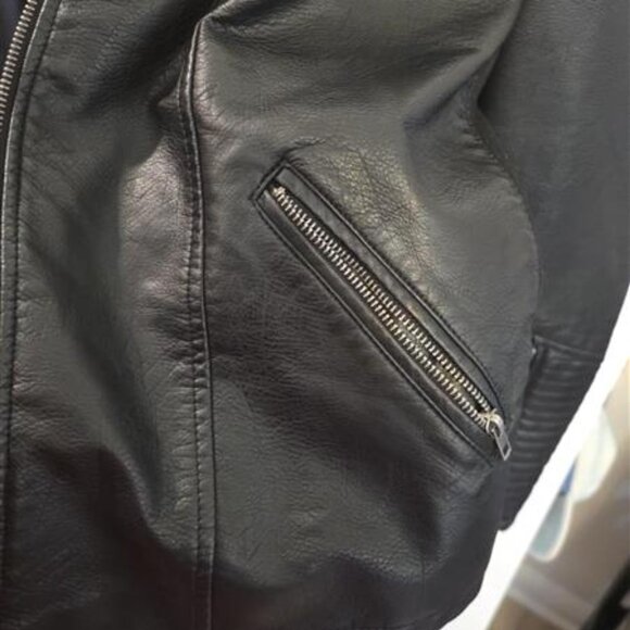 Torrid Faux Leather Collarless Moto Jacket 2X - Picture 4 of 6